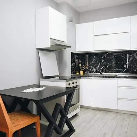 Apartment Lishost Modern *