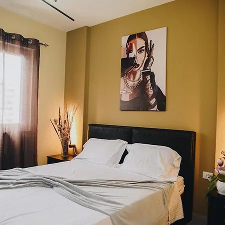 Lishost Modern Apartment